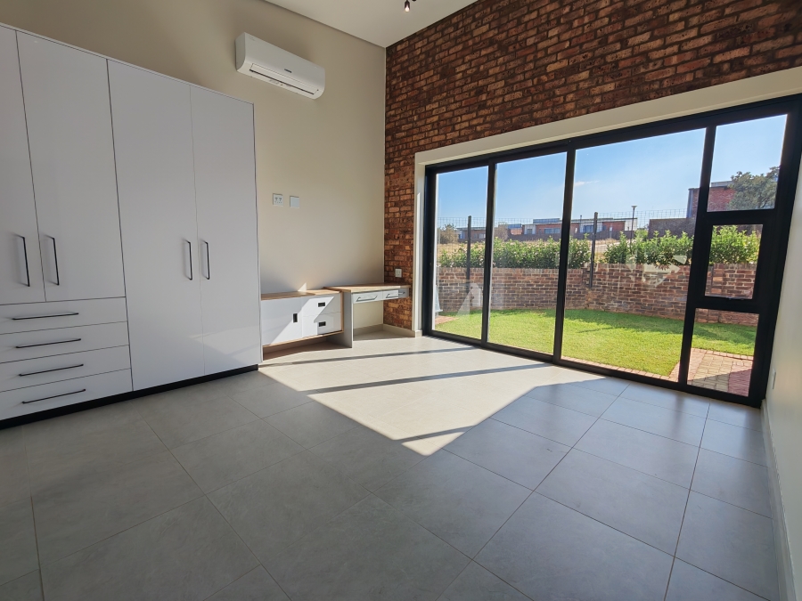 3 Bedroom Property for Sale in Helderzicht Eco Estate North West